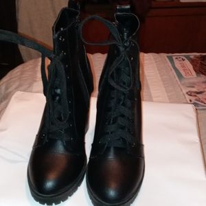 Woman boots